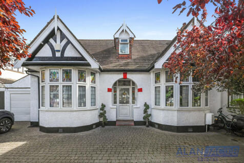 5 bedroom bungalow for sale