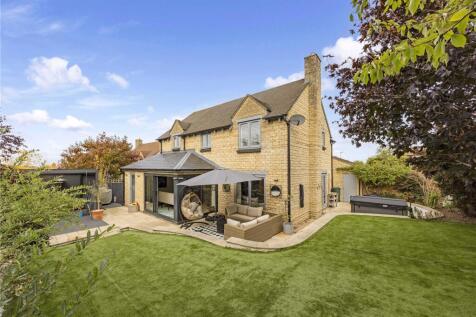 Blackthorn End, Cheltenham GL53 4 bed detached house for sale