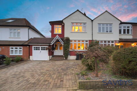 4 bedroom semi-detached house for sale