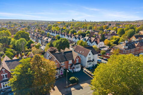 12 bedroom semi-detached house for sale