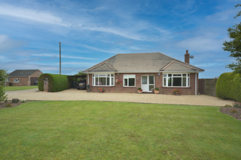 Green Marsh Road, King's Lynn PE34 3 bed detached bungalow for sale