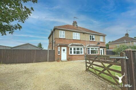 South Wootton Lane, King's Lynn PE30 3 bed semi