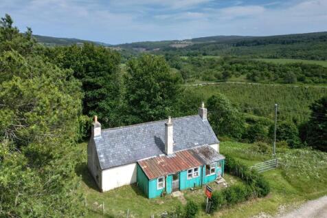 Detached house for sale