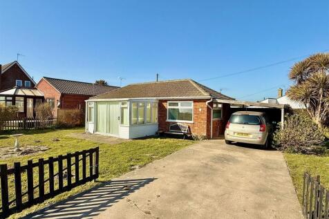 The Esplanade, Scratby 2 bed bungalow for sale