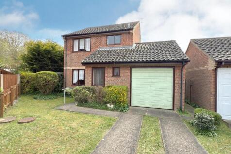 Laxfield Way, Pakefield, Lowestoft... 3 bed detached house for sale