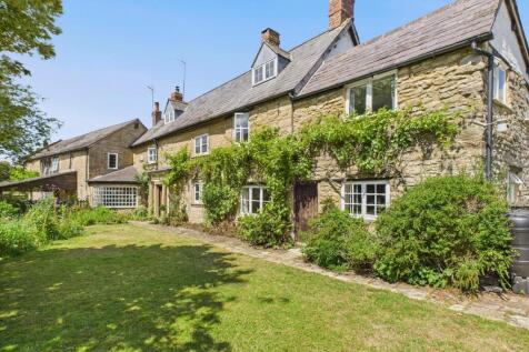 7 bedroom detached house for sale