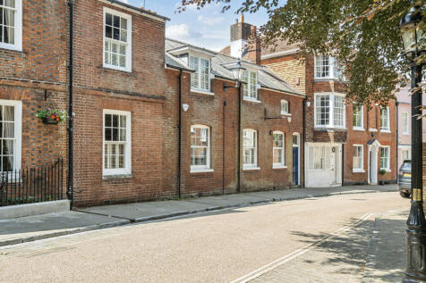 Great Minster Street, Winchester SO23 2 bed terraced house for sale
