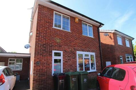 Lodge Close, Worcester, Worcestershire 6 bed link detached house for sale