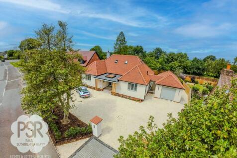 Station Road, Scholar Green, Cheshire 4 bed detached bungalow for sale