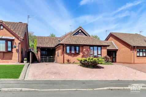 Tamar Drive, Dudley DY3 2 bed detached bungalow for sale