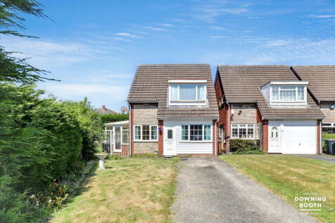 Mount Road, Walsall WS3 3 bed detached house for sale