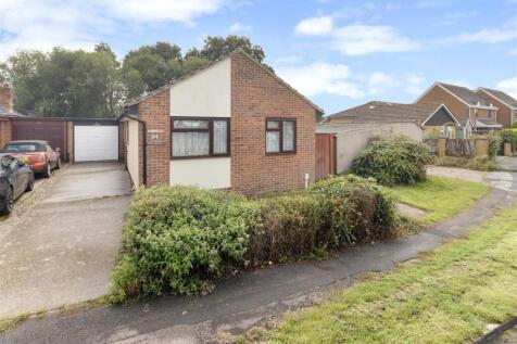 Aberdale Road, Polegate BN26 2 bed detached bungalow for sale
