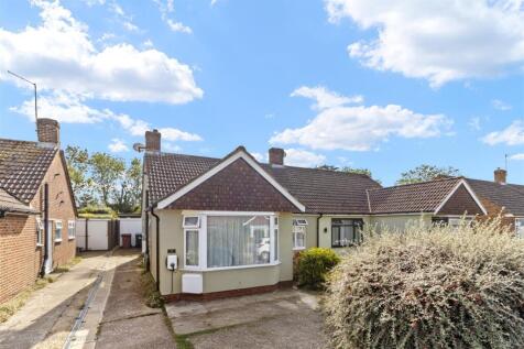 Millstream Gardens, Polegate BN26 2 bed semi