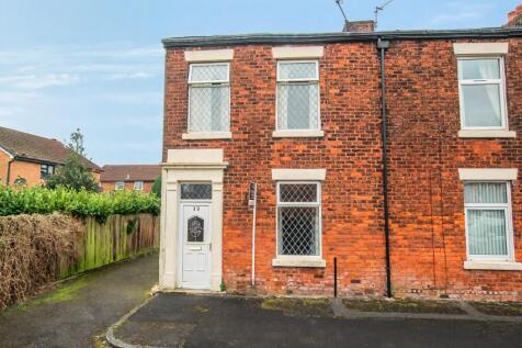 2 bedroom end of terrace house for sale