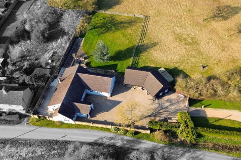 6 bedroom bungalow for sale