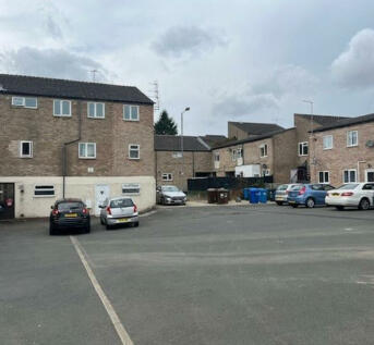 2 bedroom ground floor flat for sale