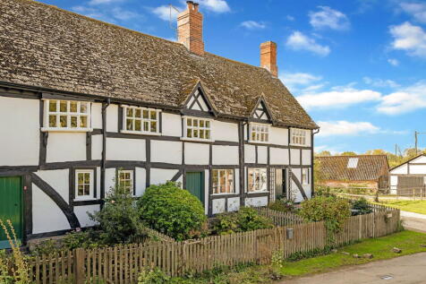 Tewkesbury GL20 2 bed terraced house for sale