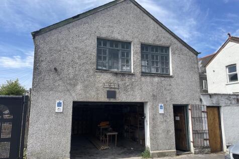 Detached house for sale