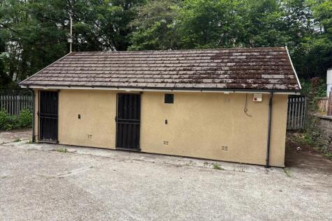 Detached house for sale