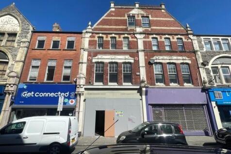 Terraced house for sale