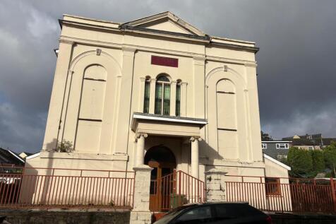 Detached house for sale