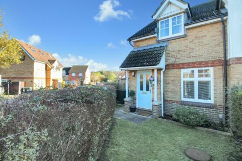 2 bedroom semi-detached house for sale