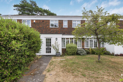 Hayes Lane, Kenley, CR8 5 3 bed terraced house for sale