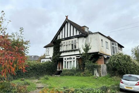 8 bedroom detached house for sale