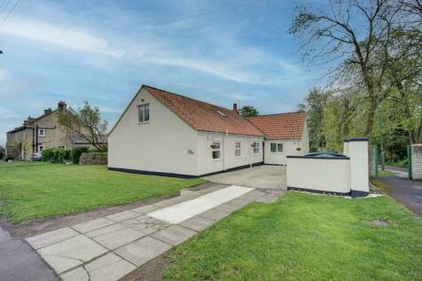 4 bedroom detached bungalow for sale