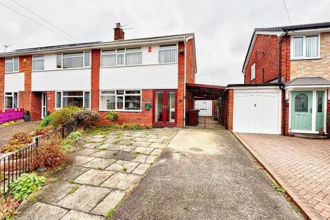 3 bedroom semi-detached house for sale