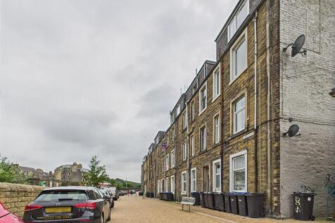 Laidlaw Terrace, Hawick, TD9 3 bed maisonette for sale