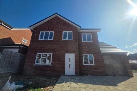 6 bedroom detached house for sale