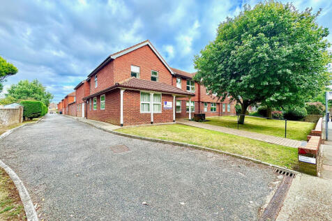 South Farm Road, Worthing, BN14 1 bed flat for sale