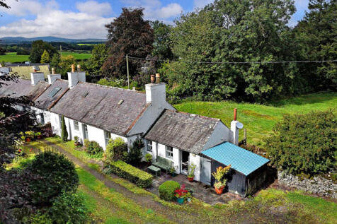 2 bedroom semi-detached house for sale