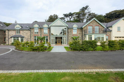 7 bedroom detached house for sale