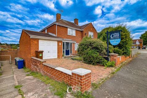 2 bedroom semi-detached house for sale