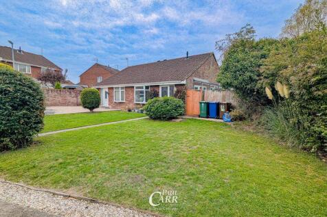 2 bedroom semi-detached bungalow for sale