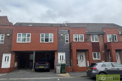 4 bedroom terraced house for sale