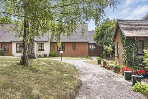 2 bedroom semi-detached bungalow for sale