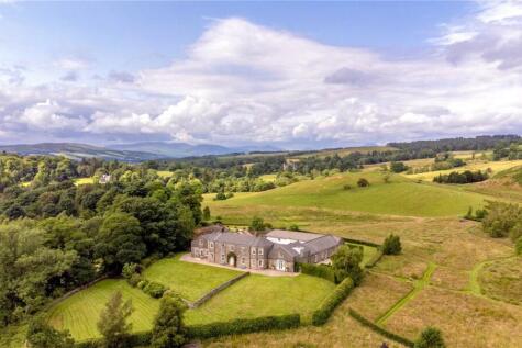 6 bedroom detached house for sale
