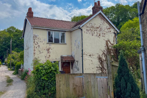 2 bedroom detached house for sale