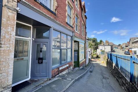 332 Abergele Road, Old Colwyn, Colwyn... 1 bed flat for sale