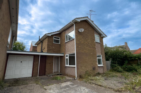 No. 40 Lexham Green Close, Buckley... 3 bed link detached house for sale