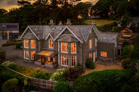 Bryn Eglwys, Lon Ednyfed, Criccieth... 9 bed house for sale