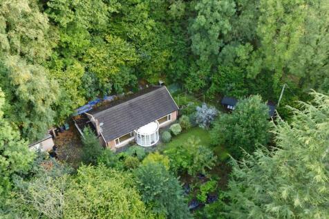 Tyn Y Coed Felin Uchaf, Llanddoged... 2 bed bungalow for sale