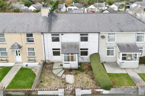 2 Ffordd Seiriol, Moelfre, Anglesey... 3 bed terraced house for sale