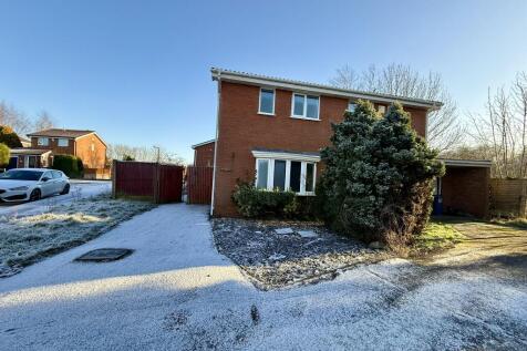 2 bedroom semi-detached house for sale