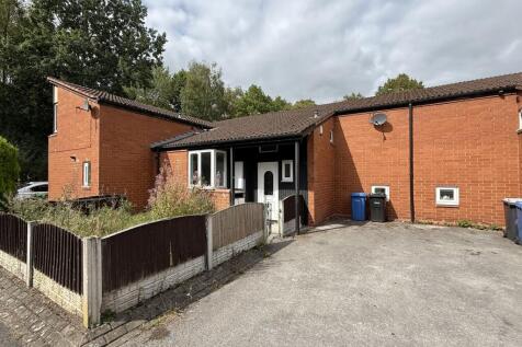 81 Redshank Lane, Birchwood... 3 bed mews for sale