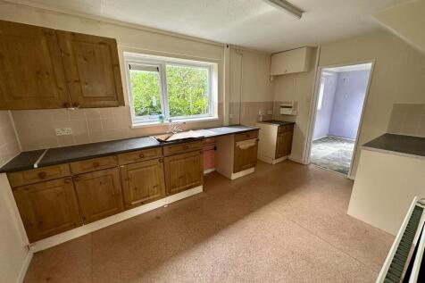 3 bedroom town house for sale