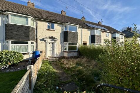 80 Merrivale Road, Stafford... 3 bed townhouse for sale